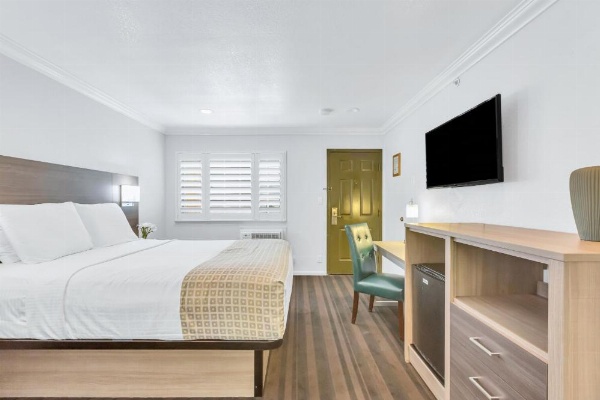Hotel & Suites Napa Valley image 16